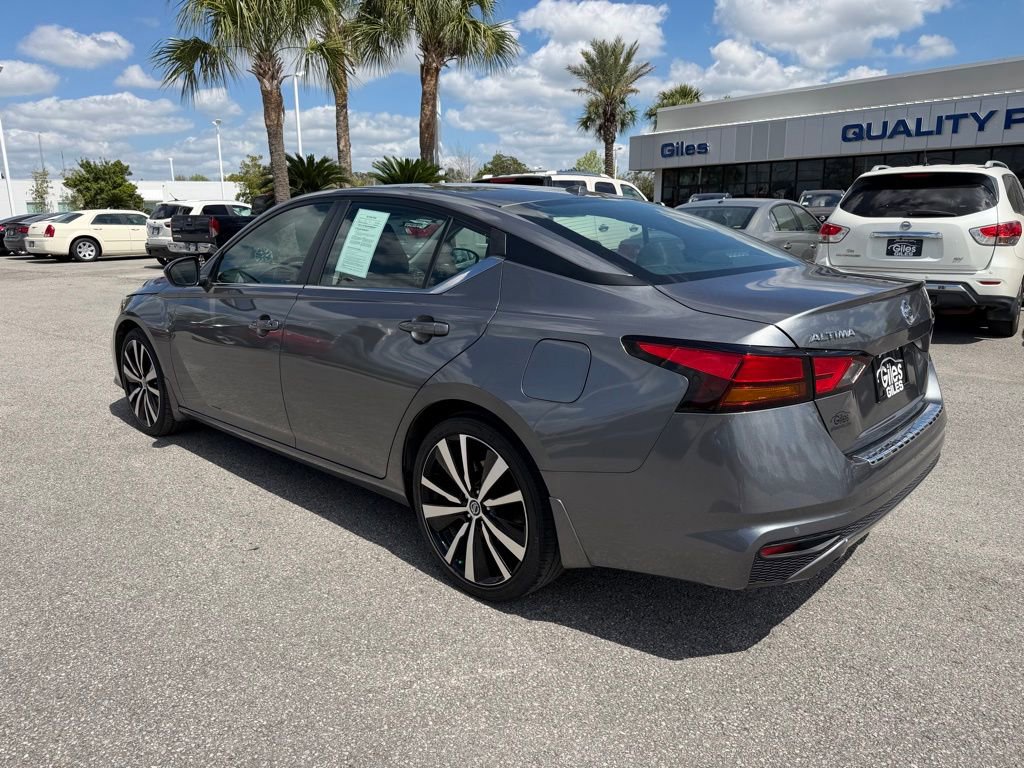 Used 2022 Nissan Altima 2.5 SR image 3
