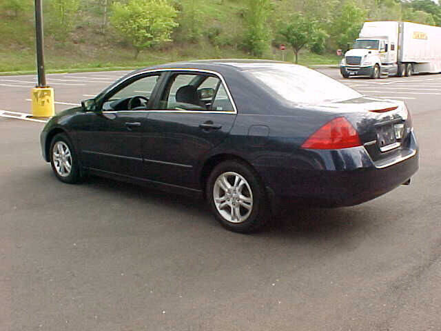 Used 2007 Honda Accord SE image 8