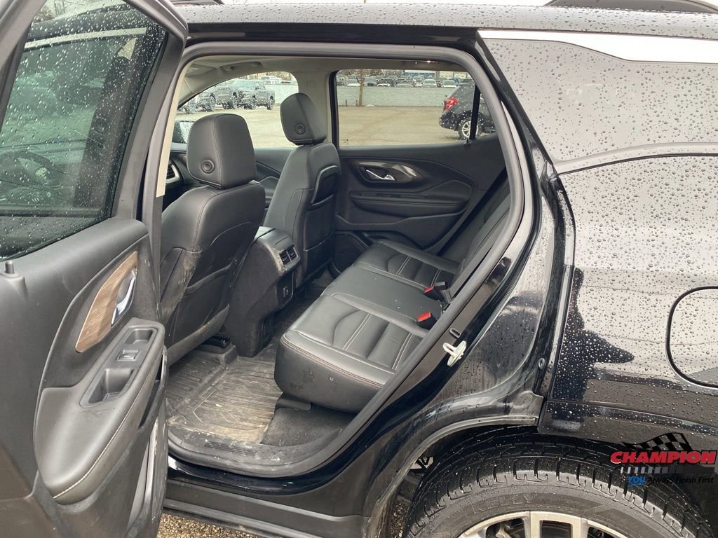 Used 2022 GMC Terrain Denali w/ LPO, Floor Liner Package image 14