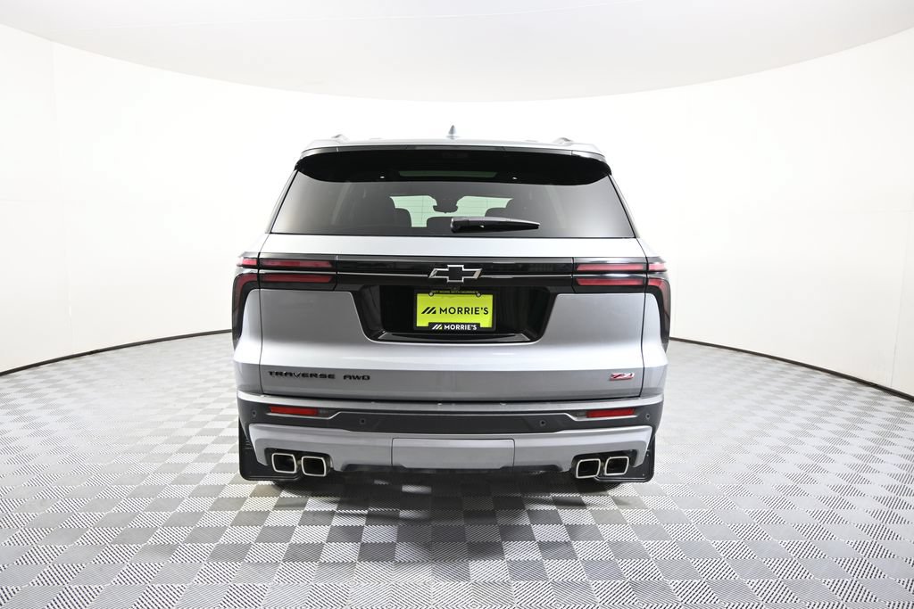 Used 2026 Chevrolet Traverse Z71 w/ LPO, Floor Liner Package AWD/4WD image 5