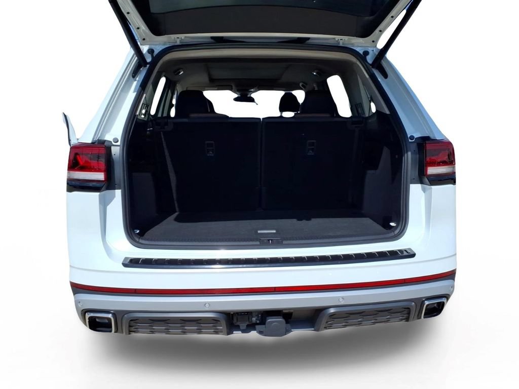Used 2024 Volkswagen Atlas Peak Edition SEL AWD/4WD image 23