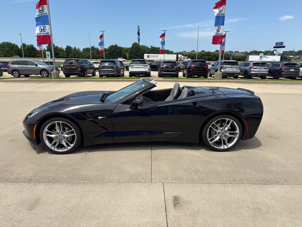 Used 2019 Chevrolet Corvette Stingray Convertible w/ 3LT Preferred Equipment Group RWD image 8
