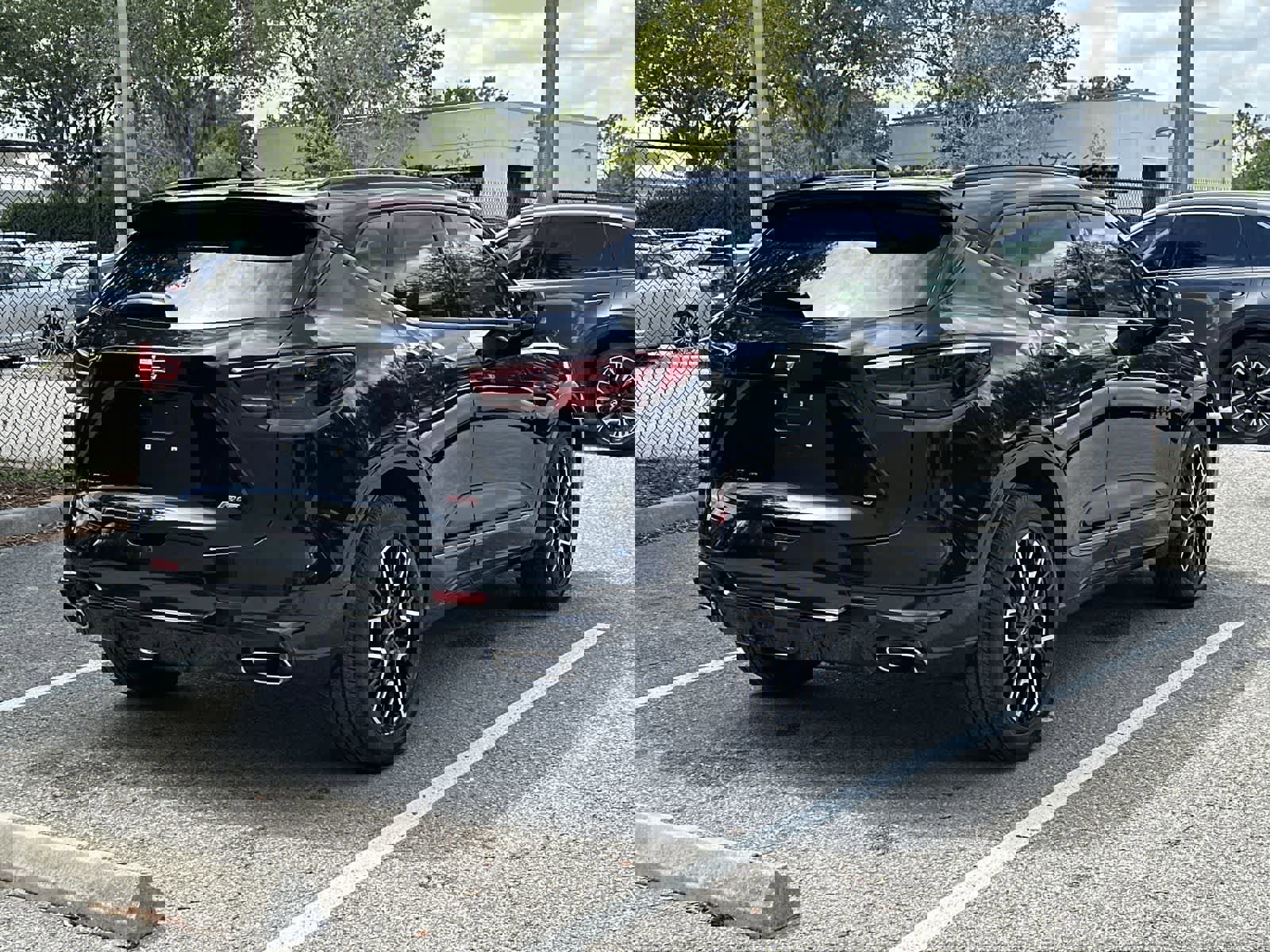 Used 2023 Chevrolet Blazer RS w/ Driver Confidence II Package image 8