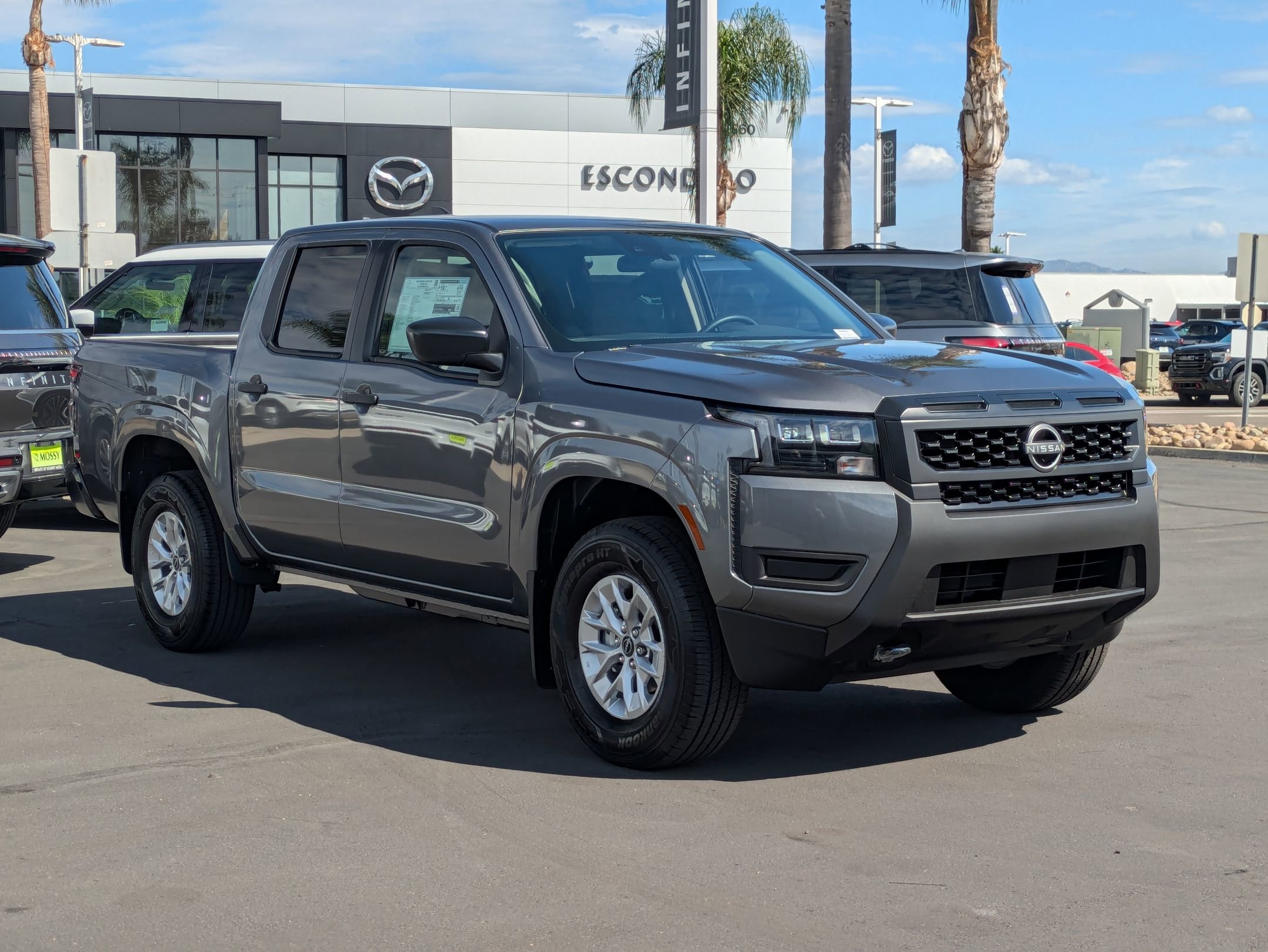 New 2026 Nissan Frontier S image 2
