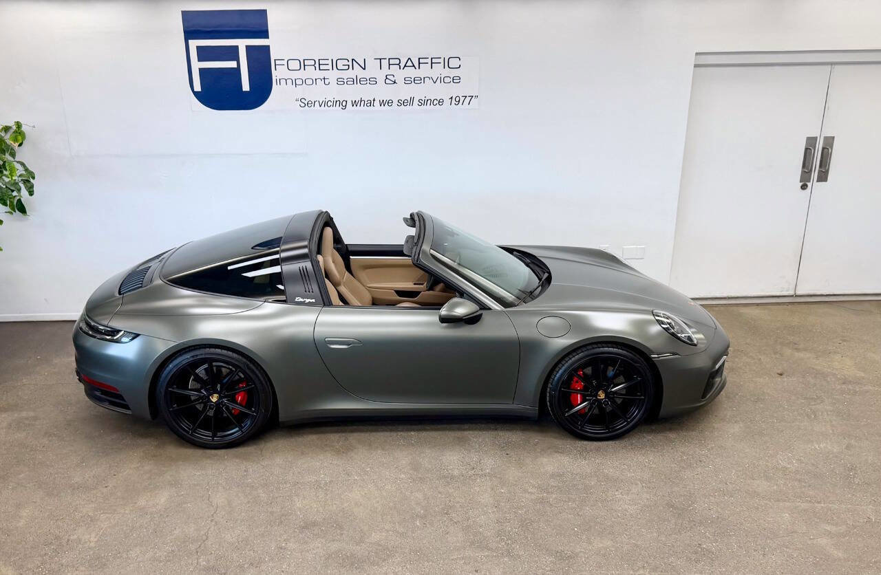 Used 2021 Porsche 911 image 47