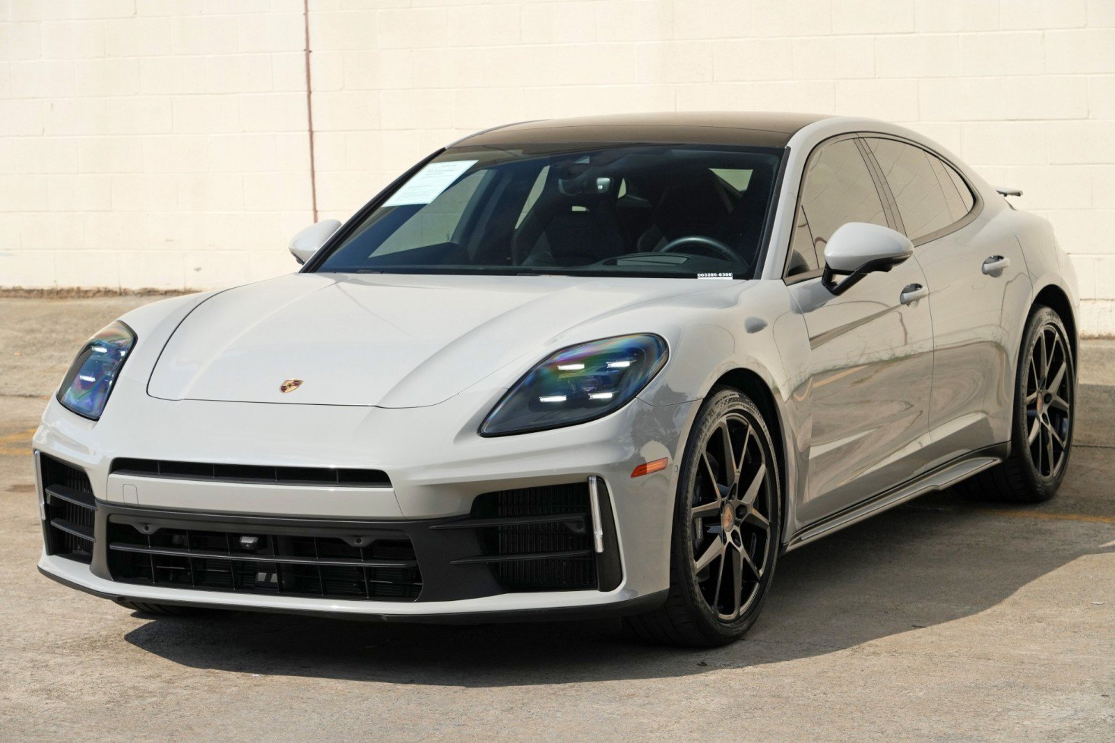 Used 2025 Porsche Panamera image 55