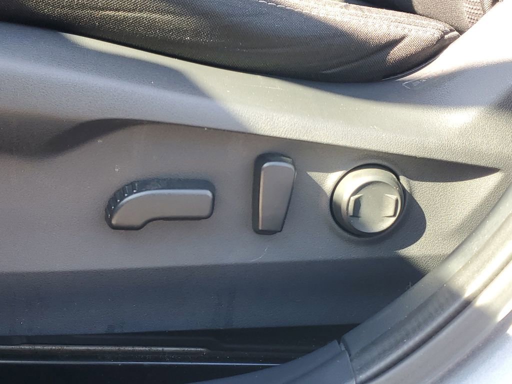 Used 2021 Subaru Outback Premium image 6