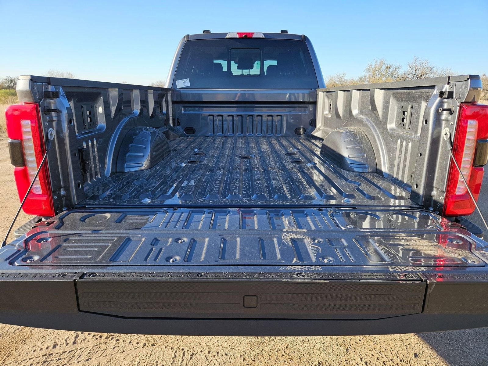 New 2026 Ford F350 Lariat w/ Lariat Ultimate Package AWD/4WD image 7