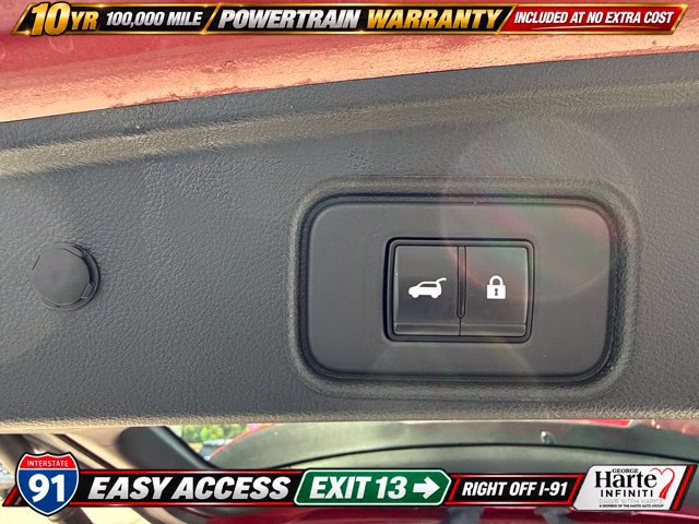 Used 2023 Nissan Pathfinder SV w/ SV Premium Package AWD/4WD image 30