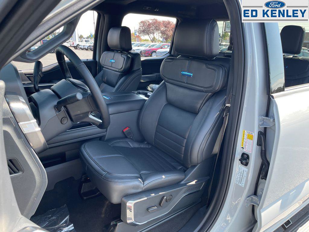 New 2026 Ford F350 Platinum image 3