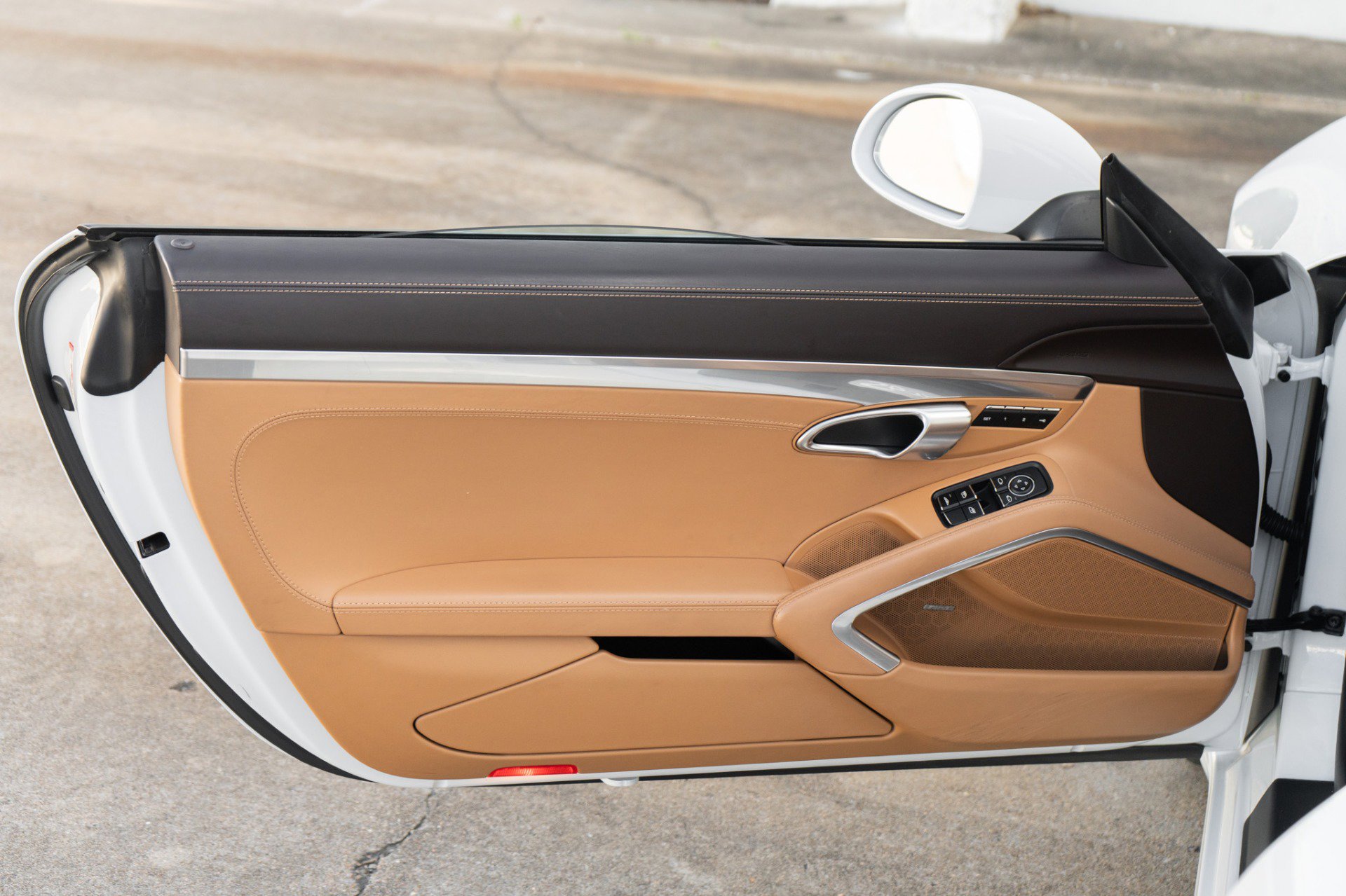 Used 2018 Porsche 911 Carrera 4S image 30