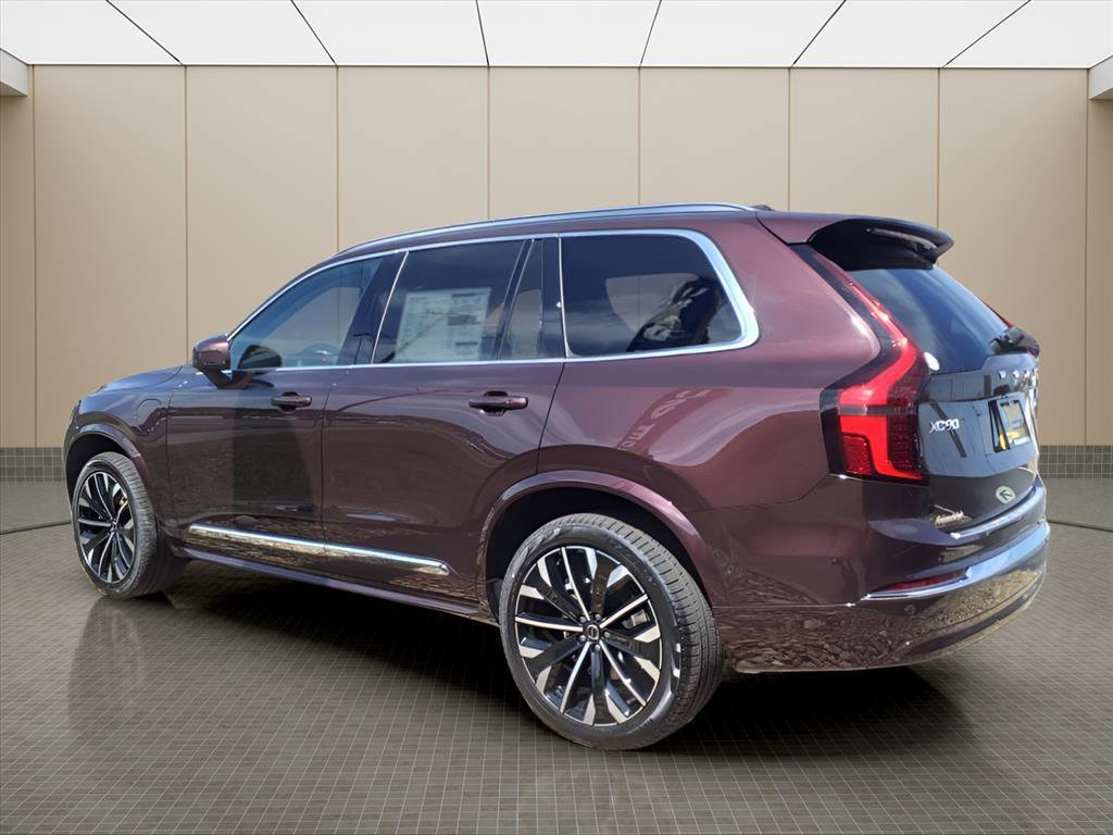 Used 2025 Volvo XC90 T8 Plus w/ Protection Package Premier image 22