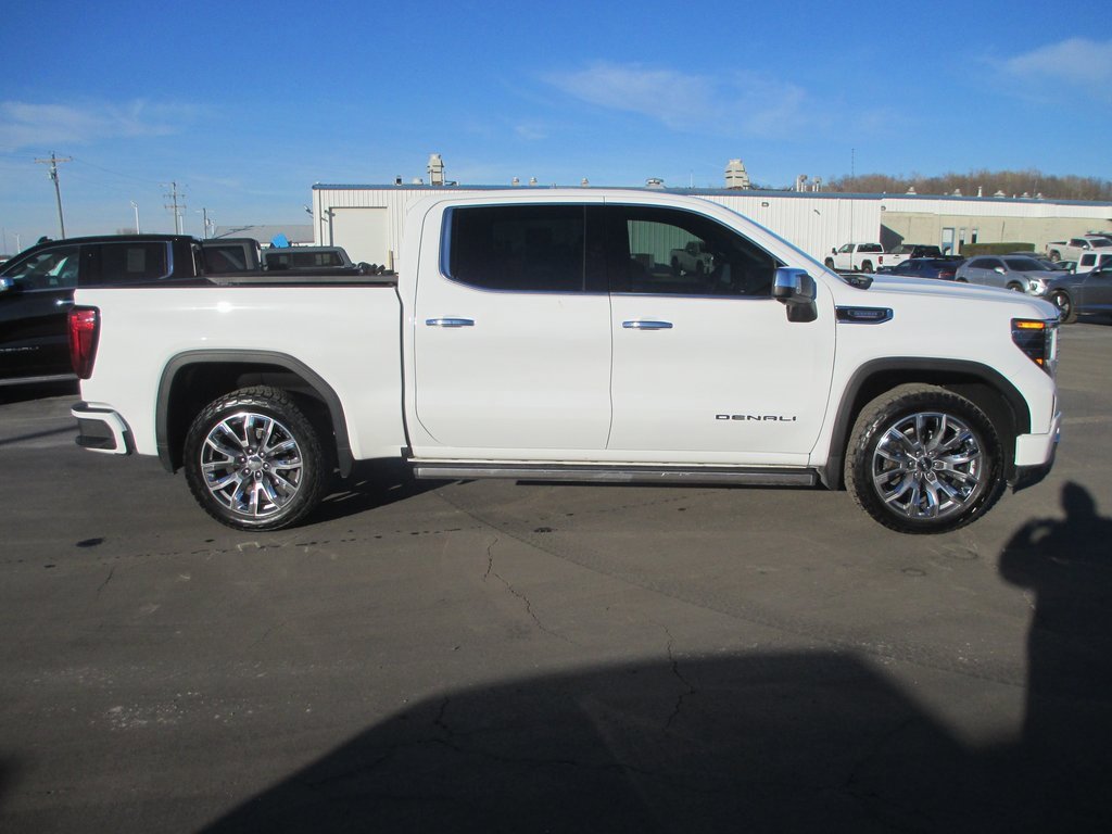 Certified 2023 GMC Sierra 1500 Denali w/ Denali Reserve Package image 3