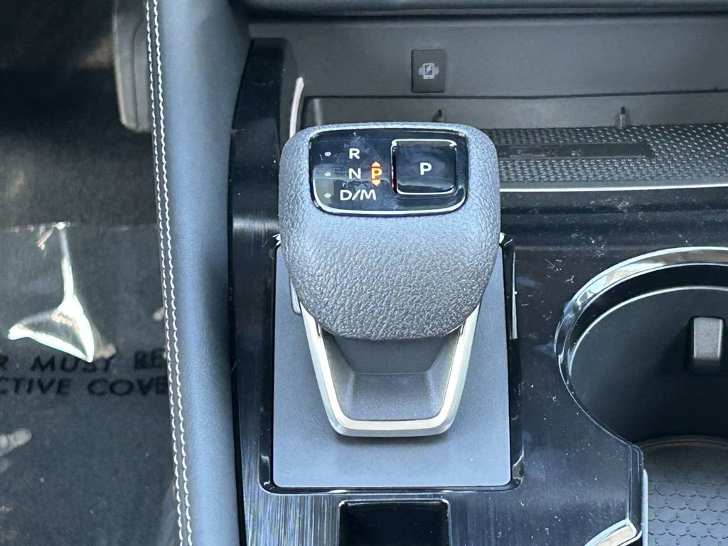 New 2026 Nissan Rogue Platinum image 15