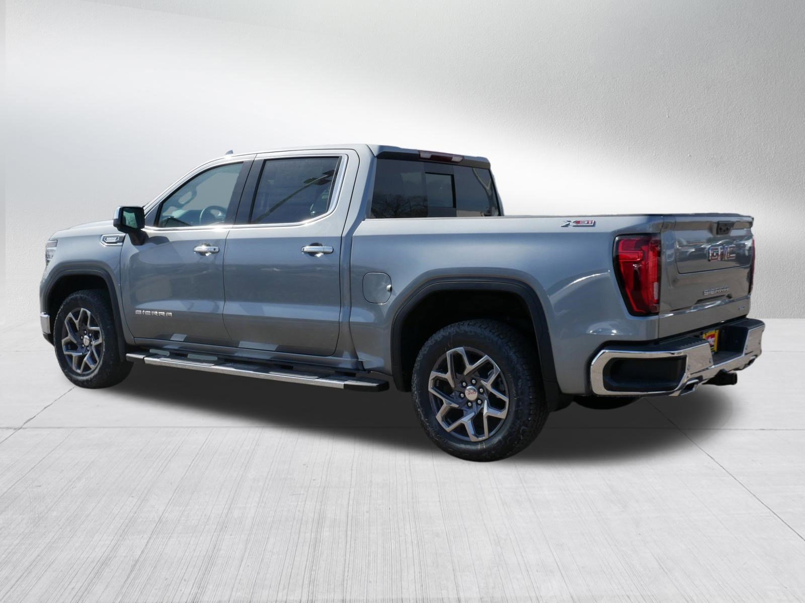 New 2026 GMC Sierra 1500 SLT w/ SLT Premium Plus Package image 2