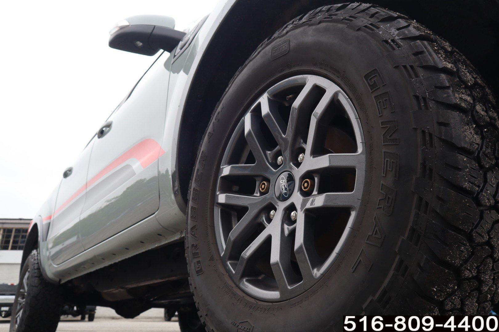 Used 2023 Ford Ranger Lariat w/ Tremor Off-Road Package AWD/4WD image 10