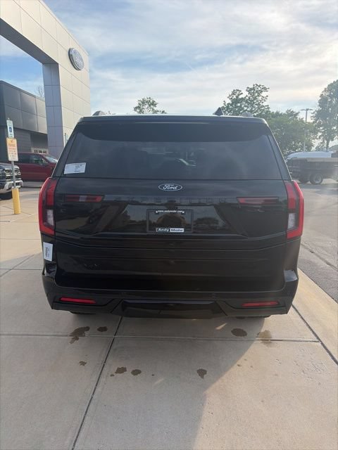 New 2026 Ford Expedition Platinum w/ Stealth Performance Package AWD/4WD image 6