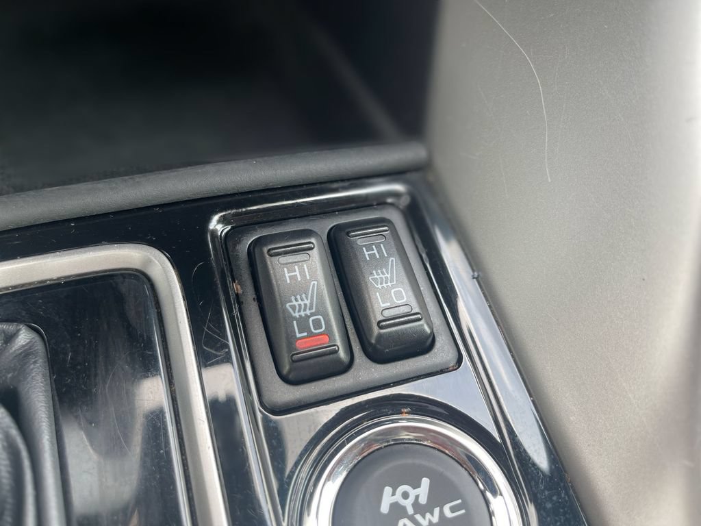 Used 2025 Mitsubishi Eclipse Cross SEL AWD/4WD image 29