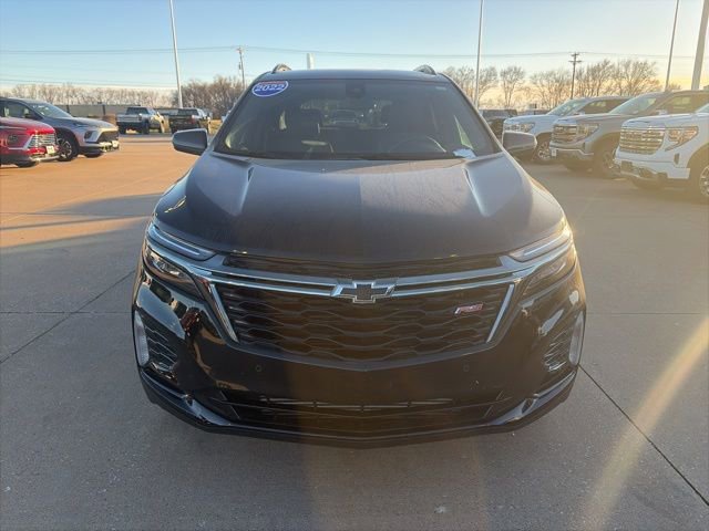 Used 2022 Chevrolet Equinox RS w/ LPO, Floor Liner Package image 8