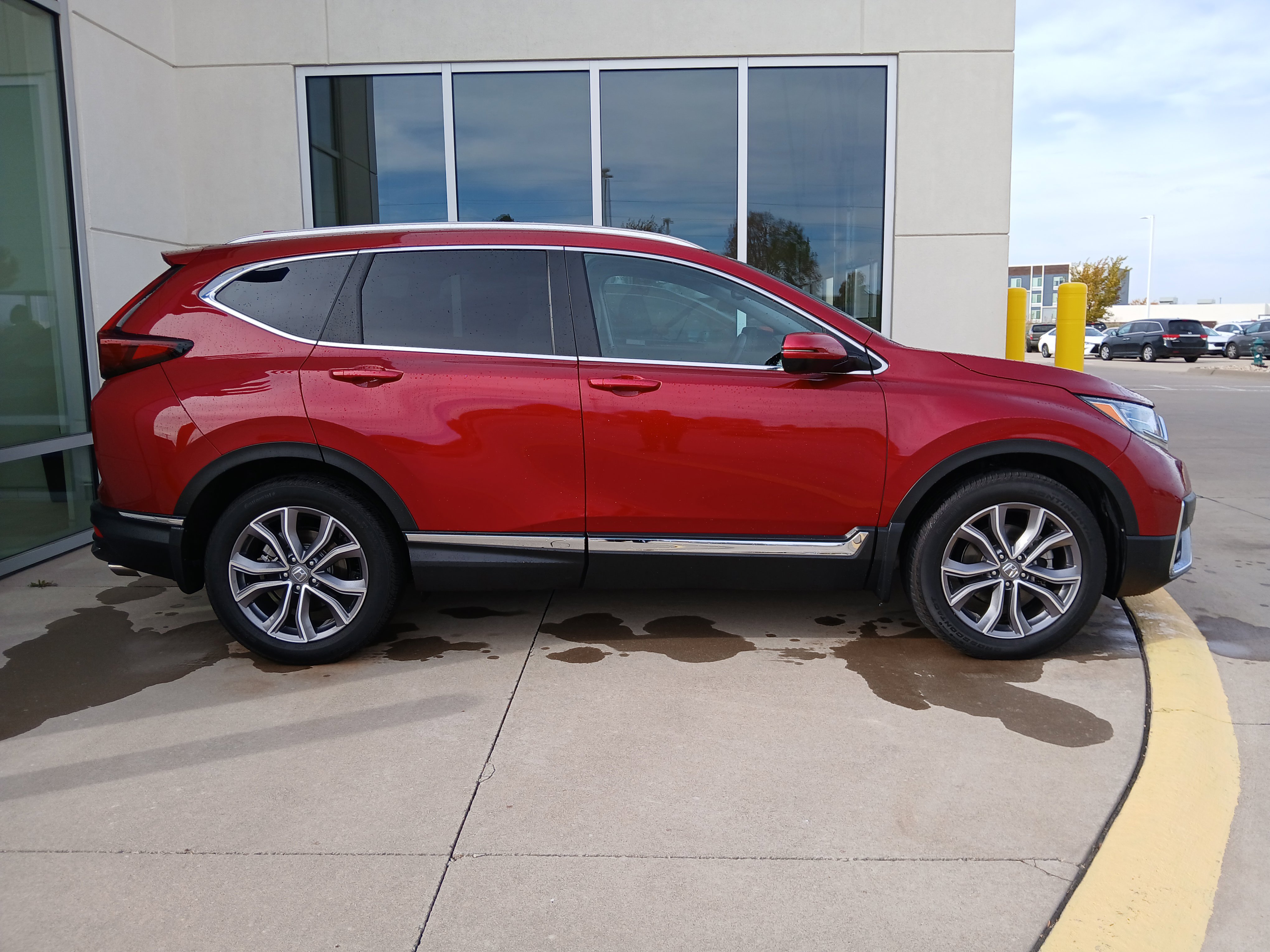 Used 2022 Honda CR-V Touring image 6