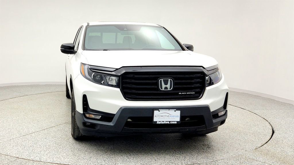 Used 2023 Honda Ridgeline Black Edition image 2
