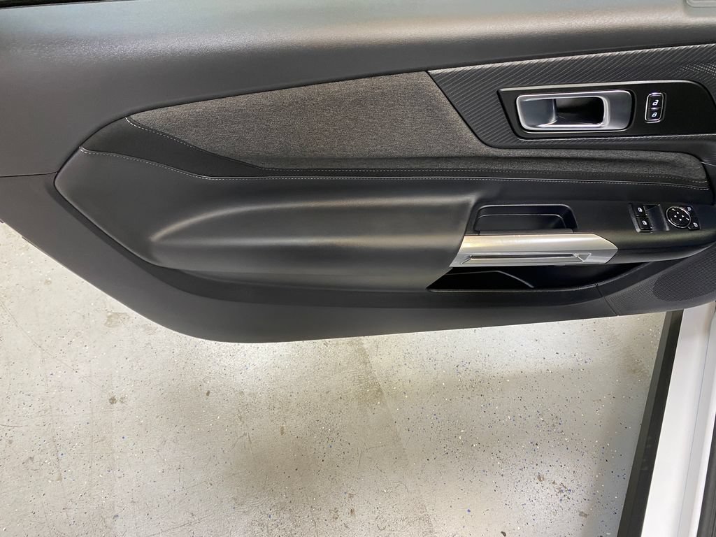 Used 2024 Ford Mustang Coupe RWD image 19