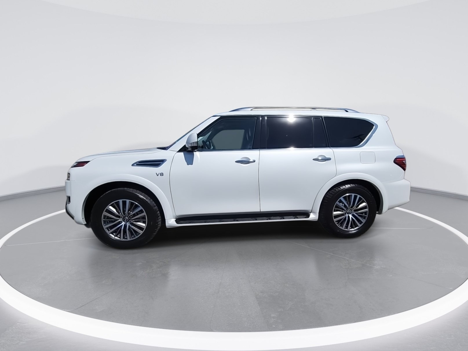 Used 2021 Nissan Armada SL w/ Captain's Chairs Package AWD/4WD image 5