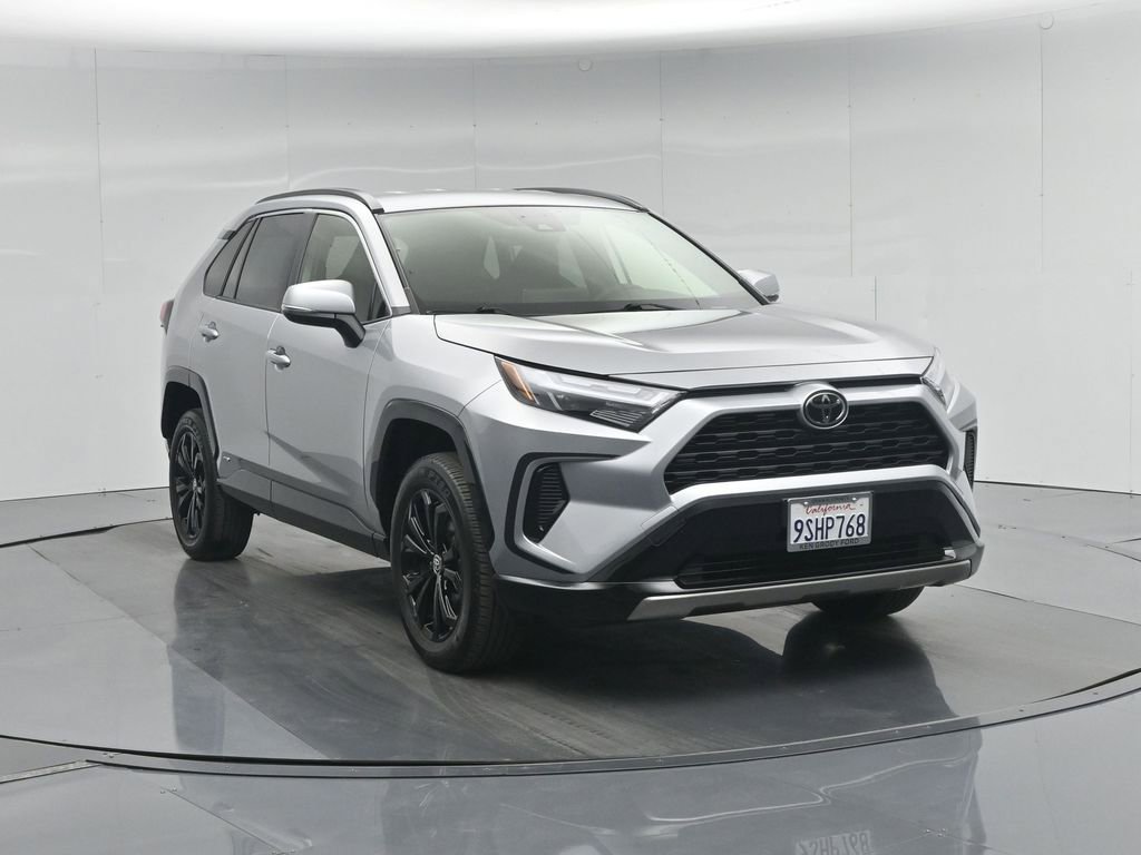 Used 2025 Toyota RAV4 SE AWD/4WD image 59