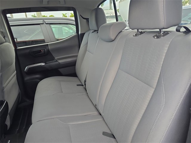 Used 2018 Toyota Tacoma SR5 image 10