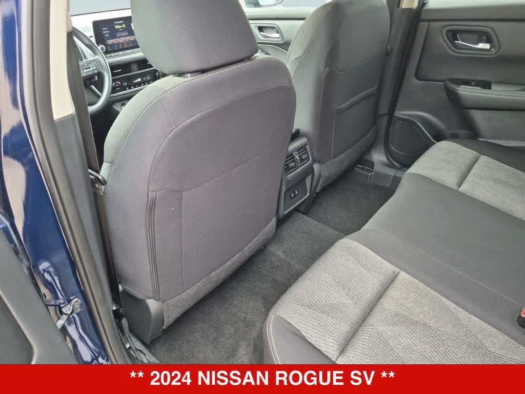 Used 2024 Nissan Rogue SV FWD image 18