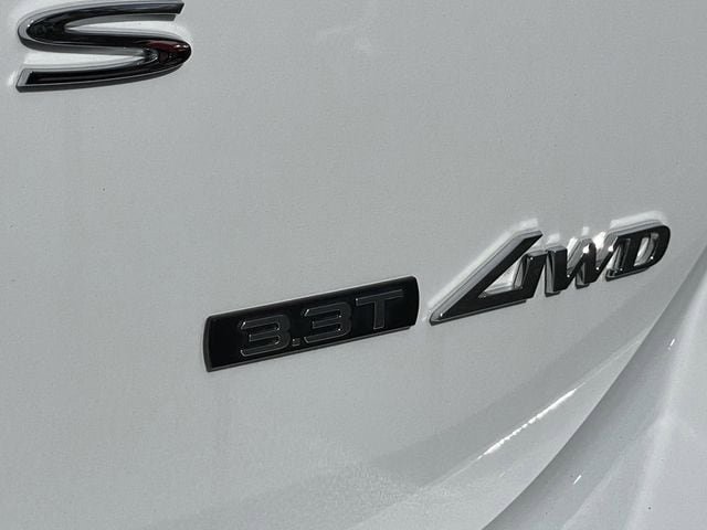 Used 2025 Genesis G70 3.3T Advanced w/ Sport Prestige Package AWD/4WD image 15
