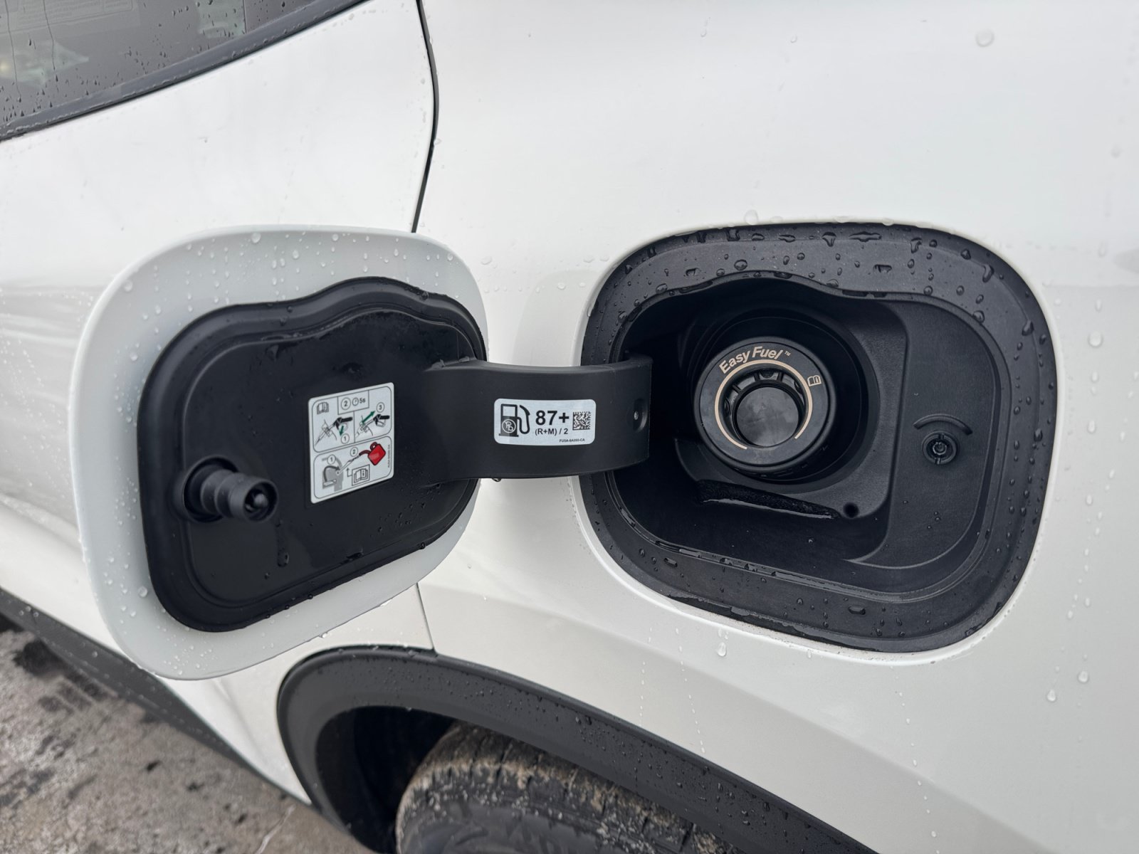 New 2026 Ford Escape ST-Line Select w/ Tech Pack #2 AWD/4WD image 19