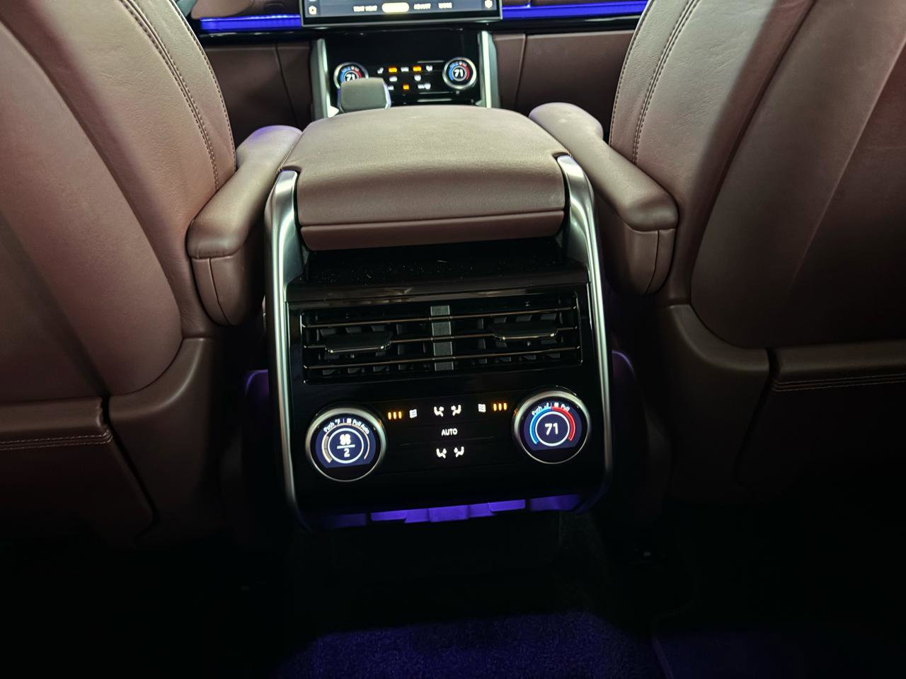 Used 2023 Land Rover Range Rover SE image 31