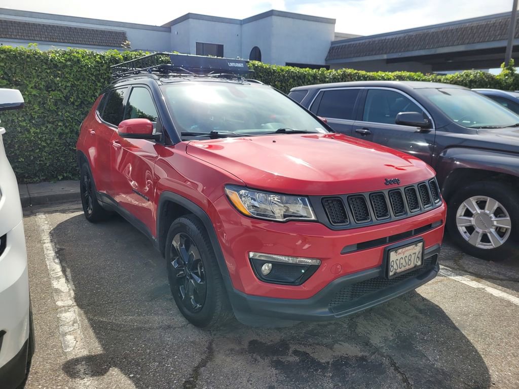 Used 2020 Jeep Compass Latitude image 3