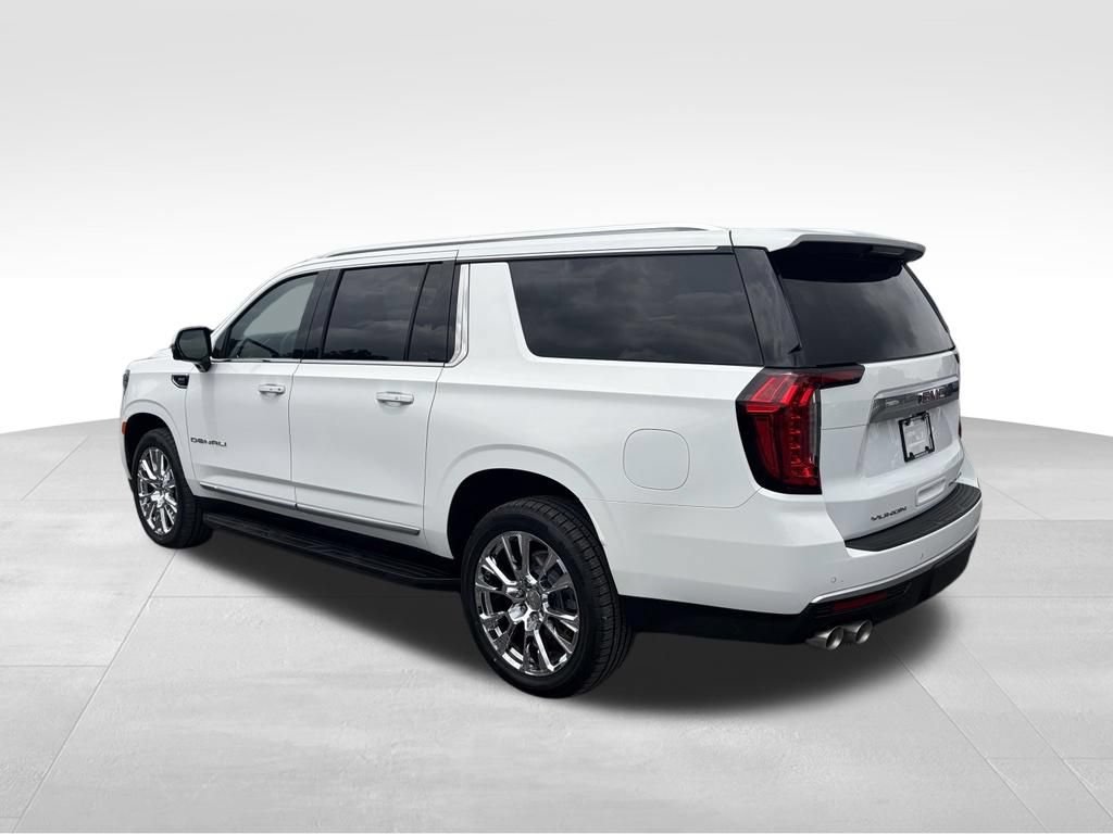 Used 2023 GMC Yukon XL Denali AWD/4WD image 18