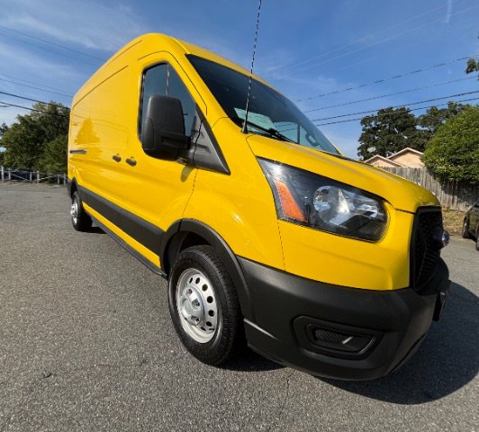 Used 2023 Ford Transit 250 Medium Roof AWD image 3