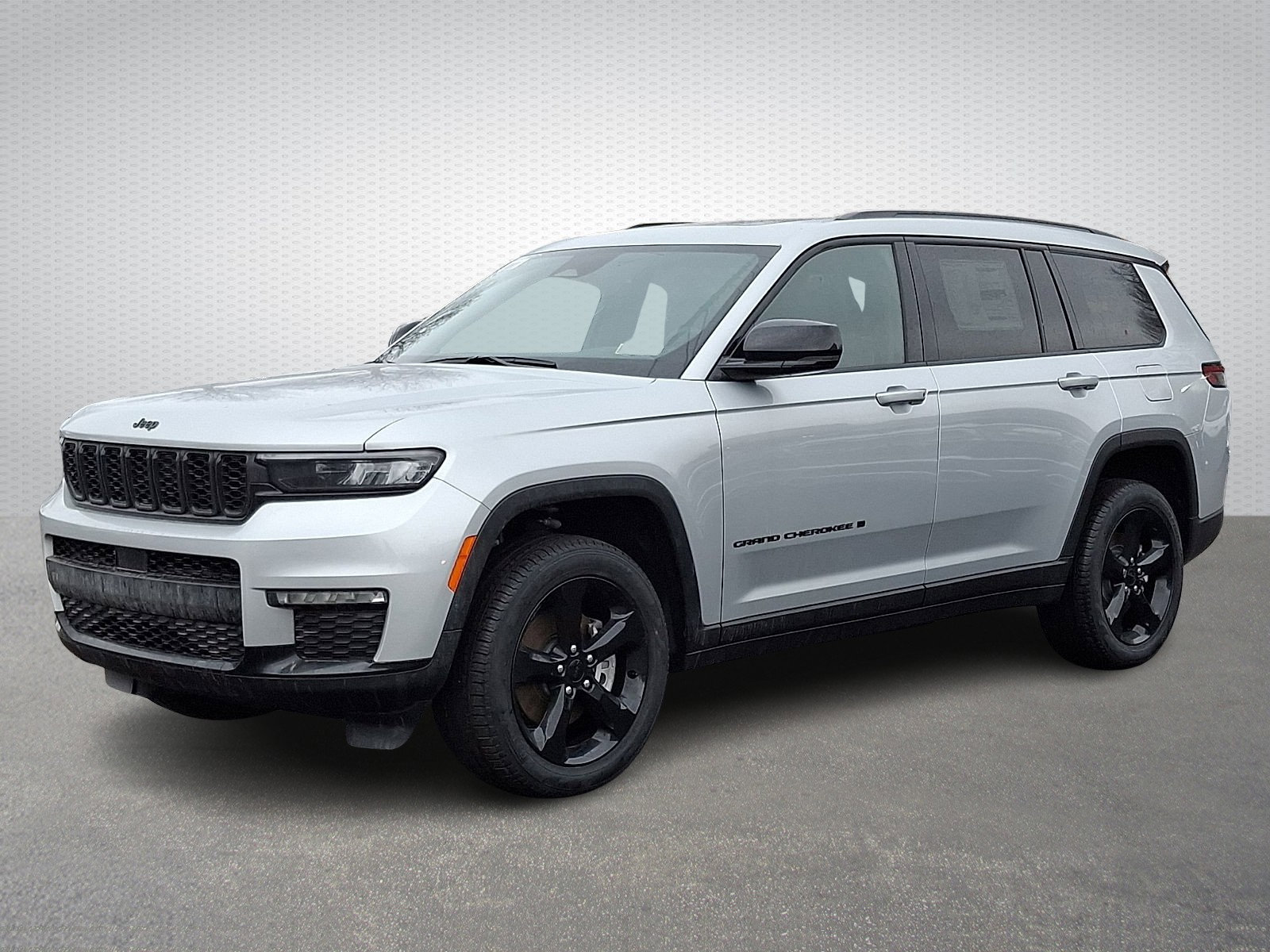 New 2025 Jeep Grand Cherokee L Limited w/ Black Appearance Package image 3