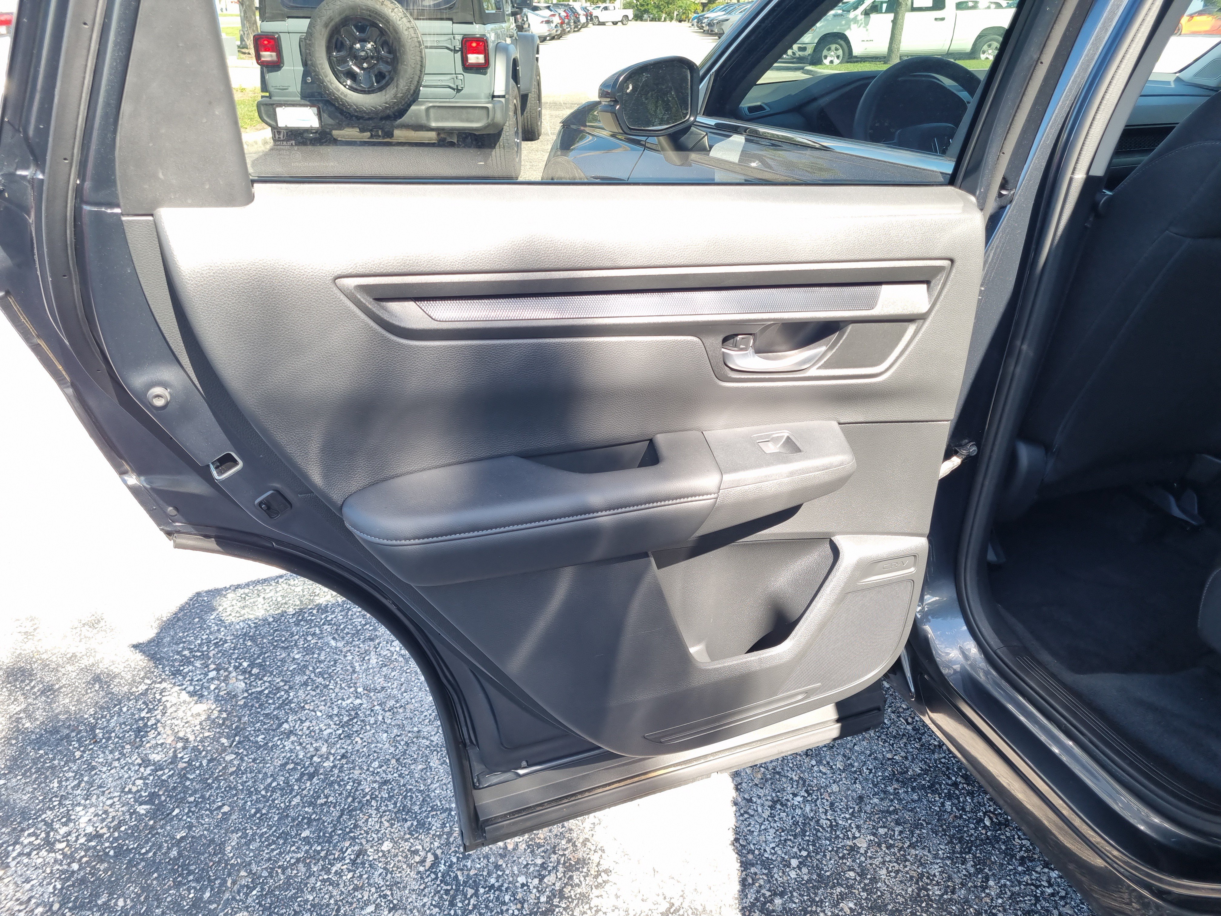 Used 2024 Honda CR-V EX image 14