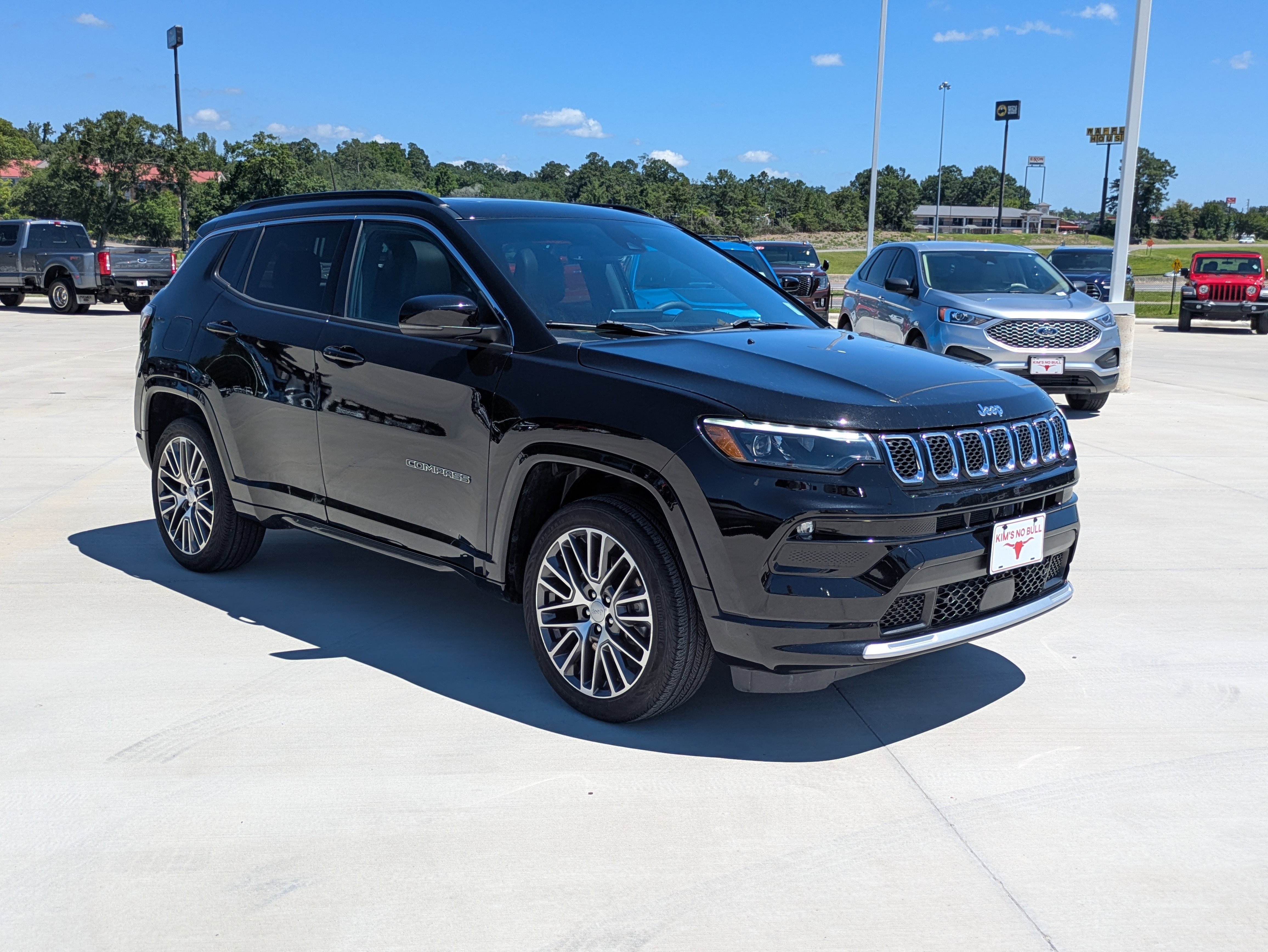 Used 2024 Jeep Compass Limited w/ Elite Group AWD/4WD image 7
