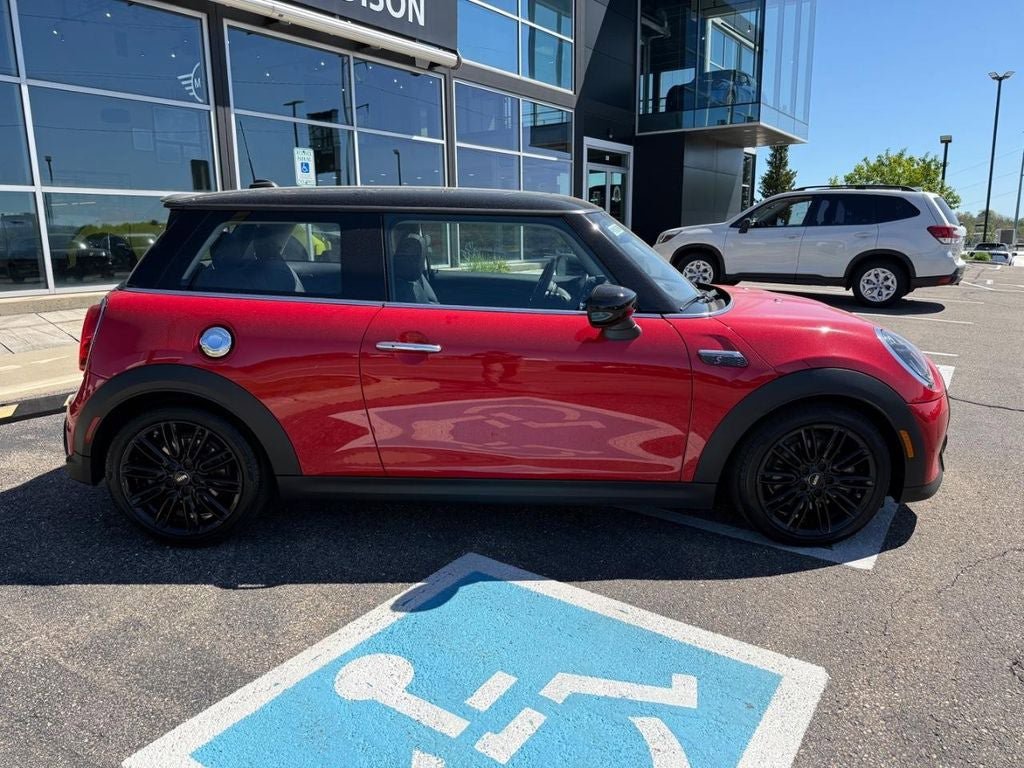 Used 2024 MINI Cooper S FWD image 2