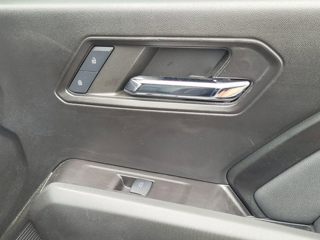 Used 2024 Chevrolet Colorado LT w/ LT Convenience Package III image 12