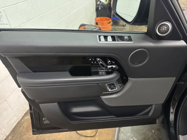 Used 2019 Land Rover Range Rover HSE image 7