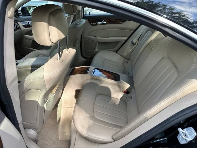 Used 2012 Mercedes-Benz CLS 550 image 9