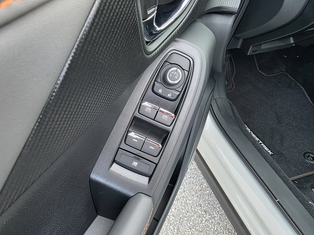 New 2026 Subaru Crosstrek 2.5i Limited AWD/4WD image 16