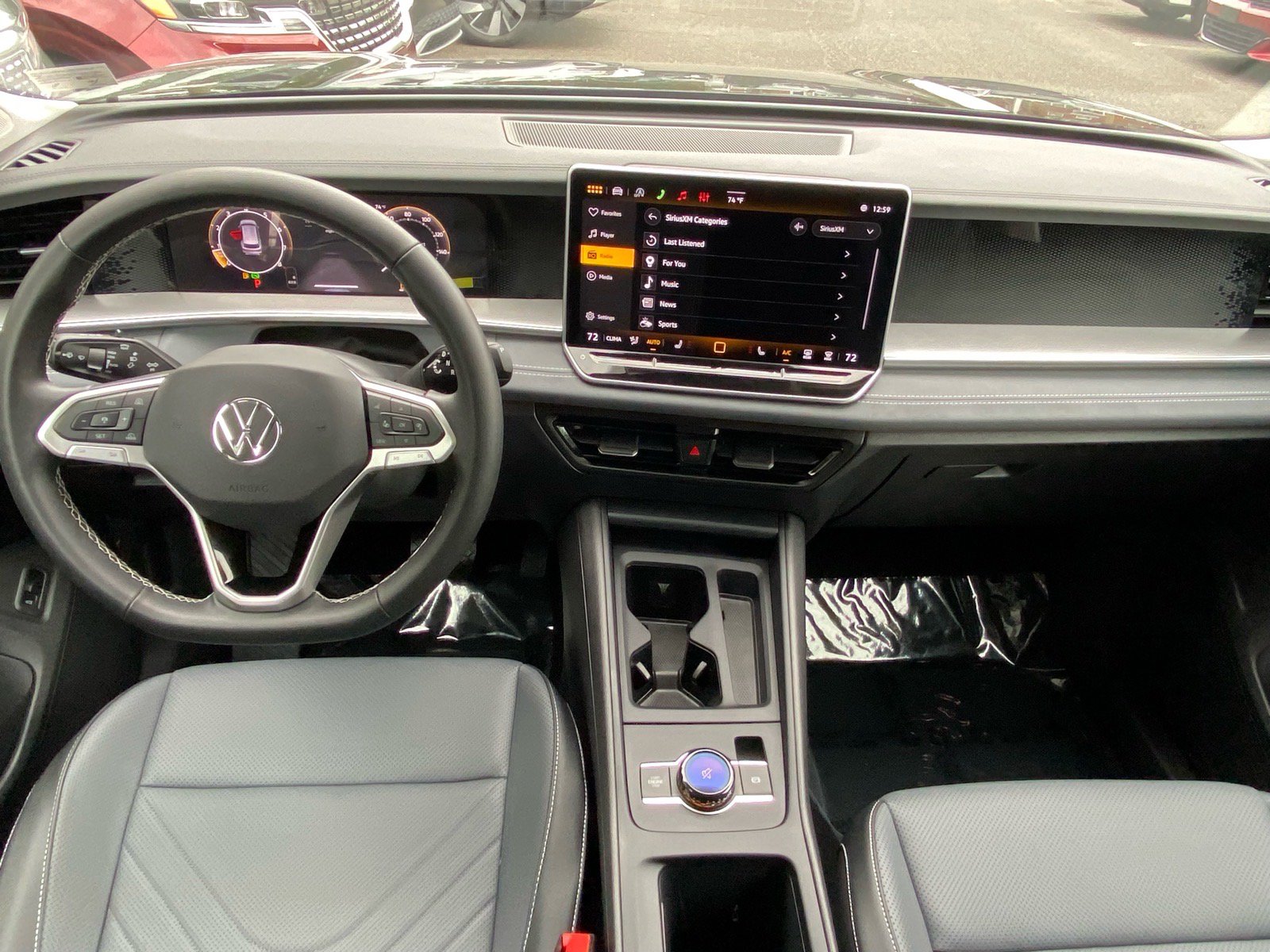Certified 2026 Volkswagen Tiguan SE AWD/4WD image 11