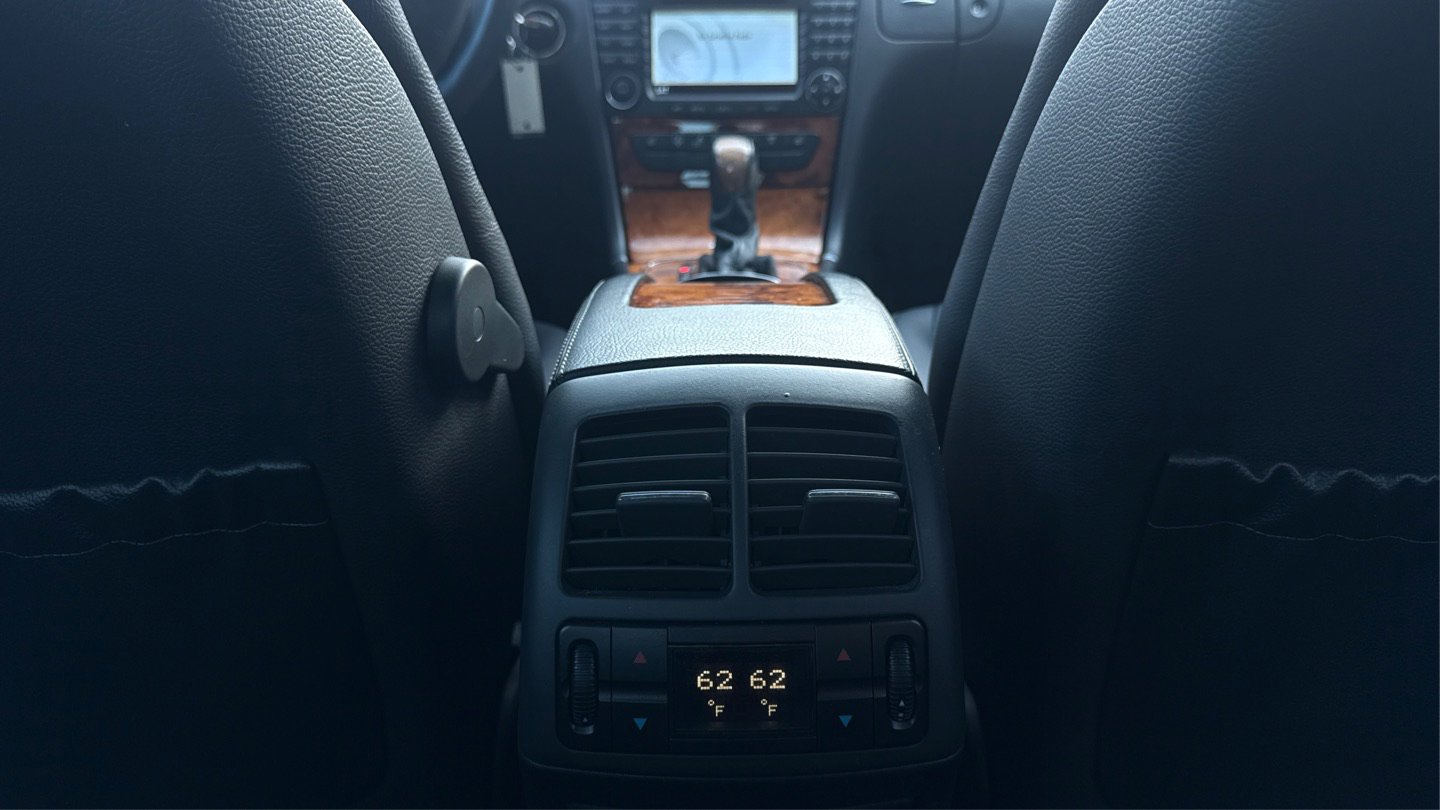 Used 2005 Mercedes-Benz E 500 4MATIC Sedan image 24