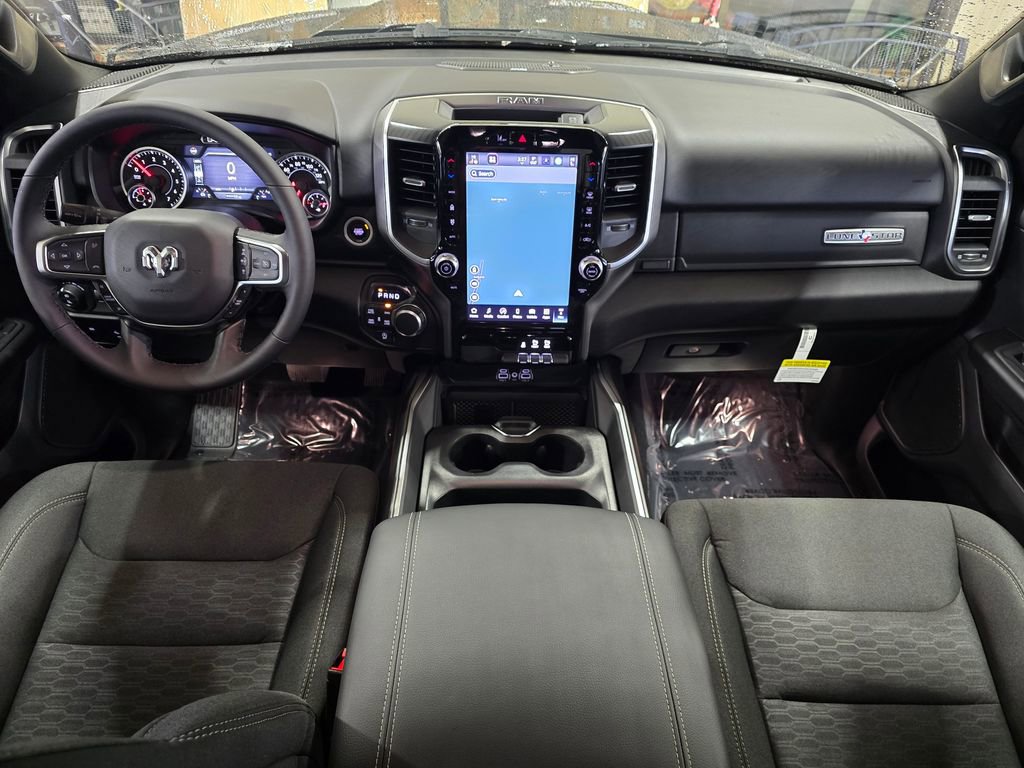 New 2026 RAM 1500 4x4 Crew Cab image 5