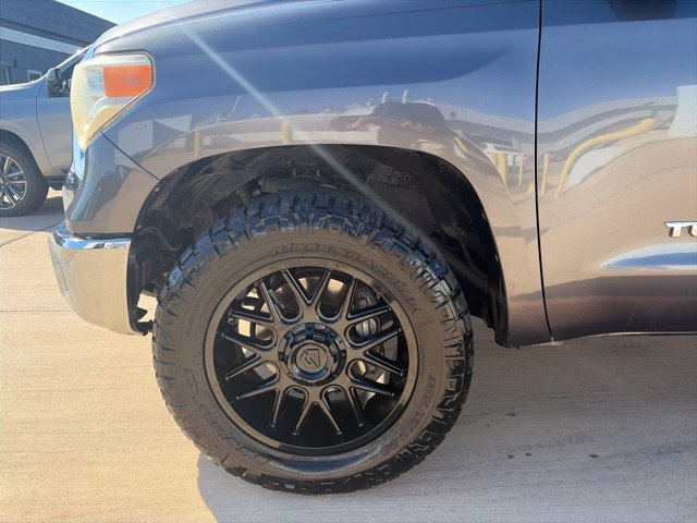 Used 2016 Toyota Tundra SR RWD image 3