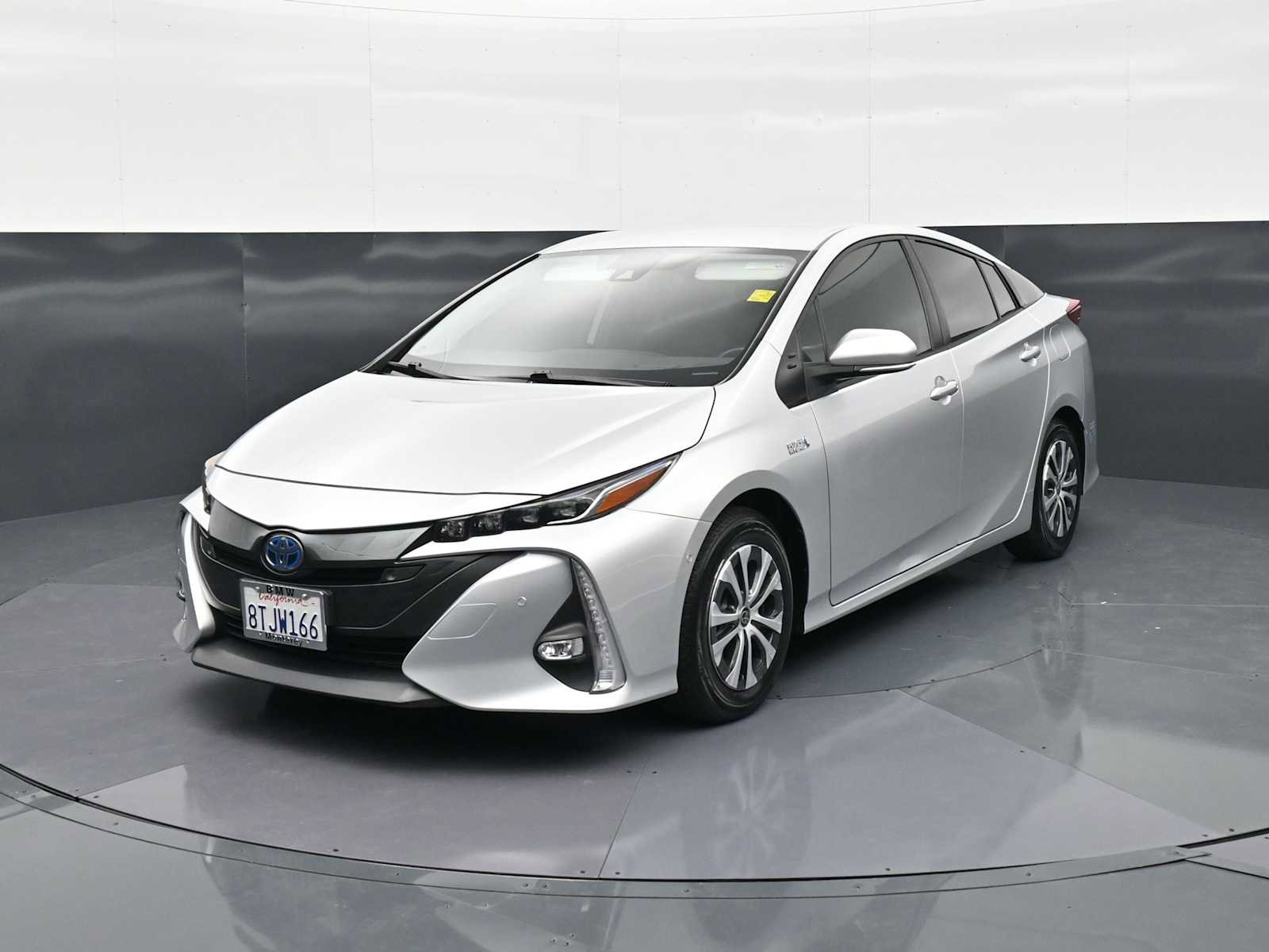 Used 2021 Toyota Prius Prime Limited image 1