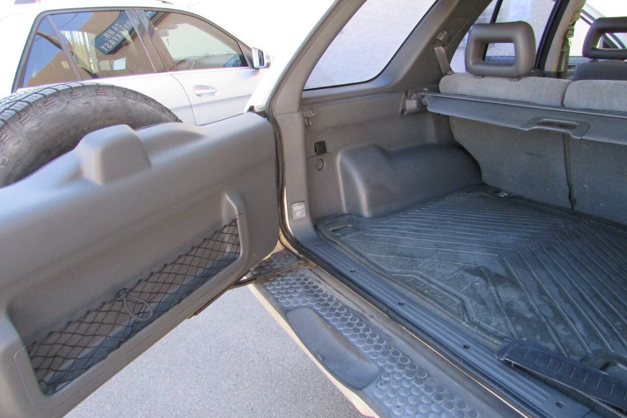 Used 1999 Isuzu Rodeo LS RWD image 31